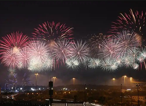 龙里县焰火晚会